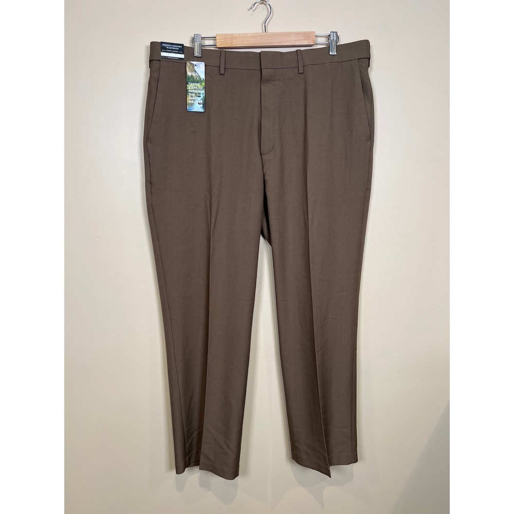 Haggar Premium Comfort Dress Pant Mens 40x30 Mocha Classic Fit Stretch Wrinkle